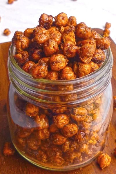 Sweet and crunchy chickpeas